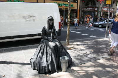 Living Statue