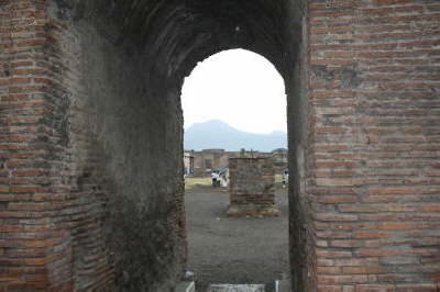 Vesuvius Lurking
